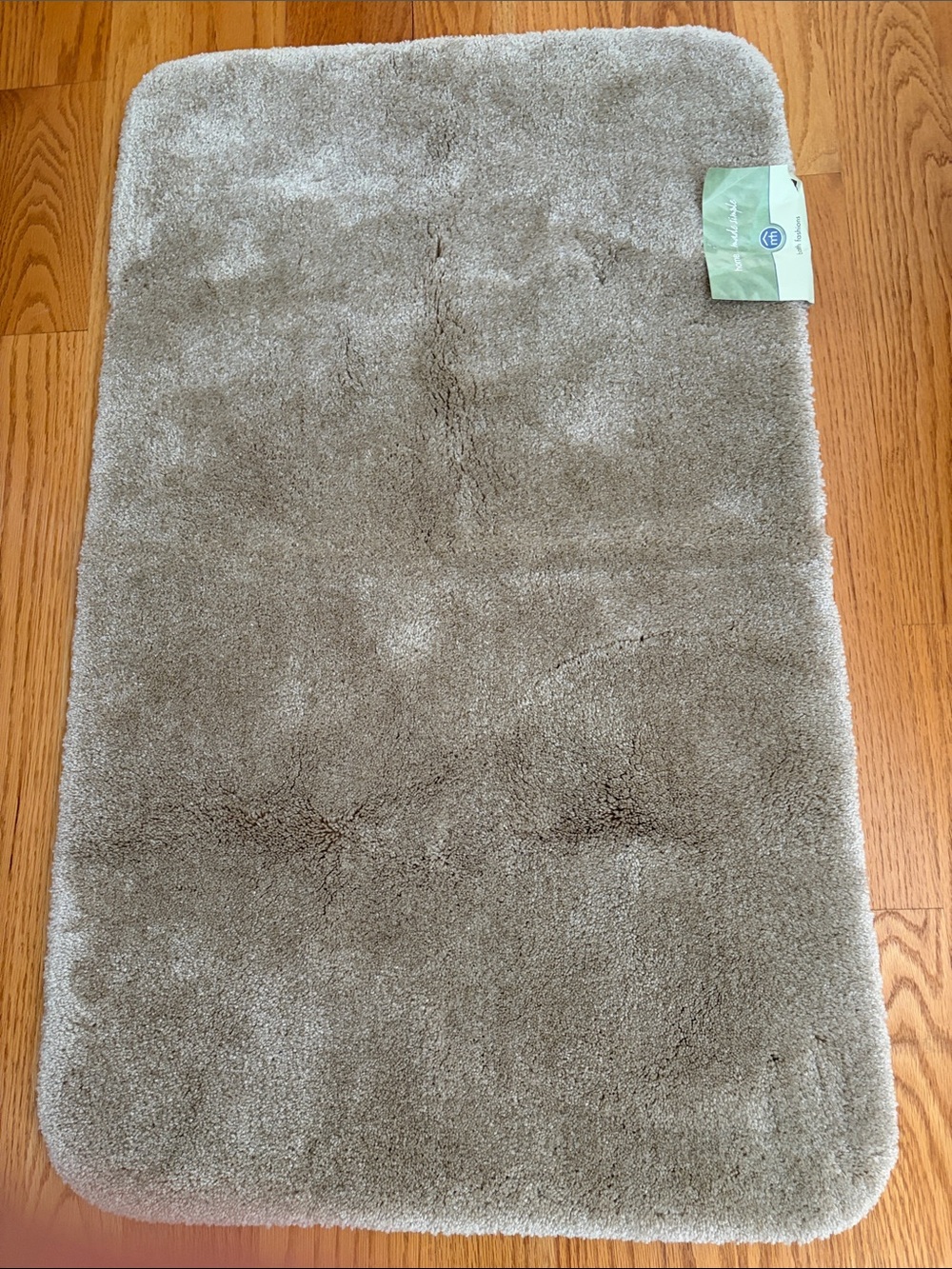 NEW Kohl's Plush Bath Mat in Taupe